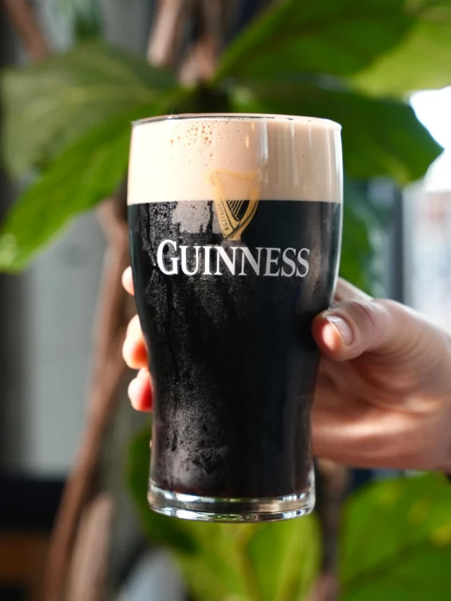 Thursdays just got better! Guinness flowing and Nathan’s beef hot dogs for half the price. Come treat yourself! 🍻🌭