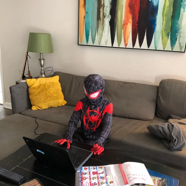 This is how you do Zoom online learning on Fridays!