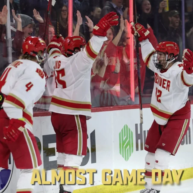 DU mens pursuit of their 11th national title! Frozen 4 begins at 3pm 5 on Lawrence
