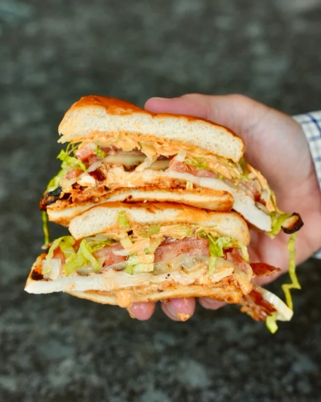 Smoky. Melty. Just the right kick. 🔥The grilled chicken sandwich at 5 On Lawrence stacks bacon, pepper jack, chipotle mayo, lettuce, and tomato into one seriously satisfying bite.Fresh off the grill and ready when you are.